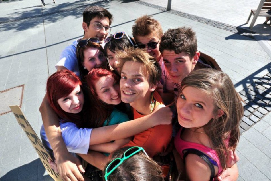 HUG DAY 2013: Objatia sa budú rozdávať na celom Slovensku, zapojiť sa môžete aj 