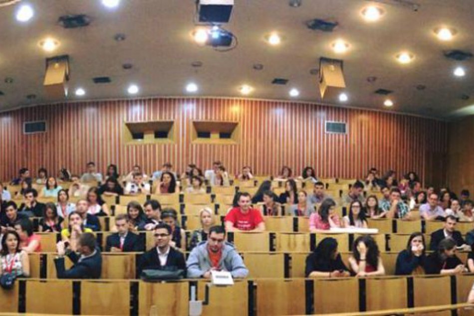 FOTO: Kongresu sa zúčastnilo vyše 150 zahraničných študentov