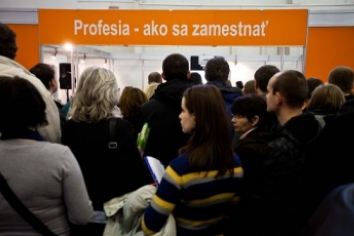Ilustračný obrázok k článku Hľadáte prácu alebo brigádu? Voľné miesta nájdete na Student24 každý deň!