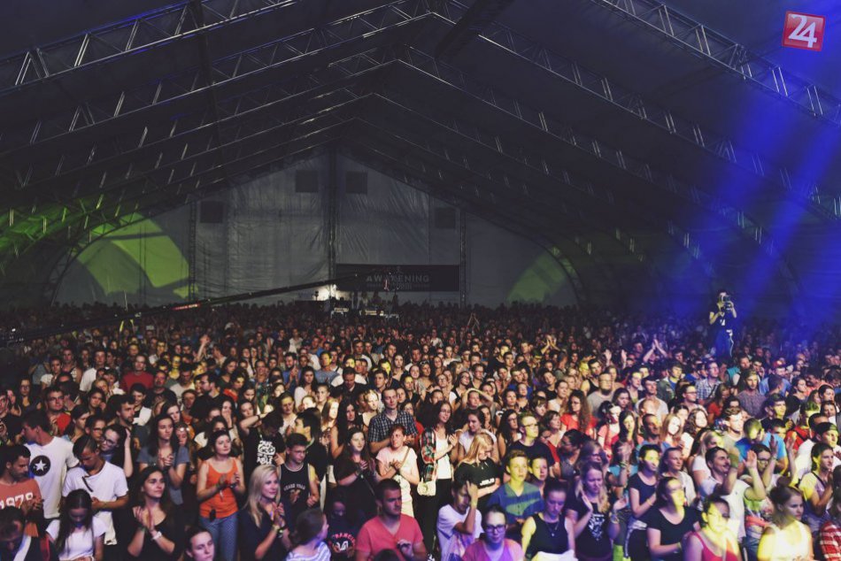 OBRAZOM: Prvý festivalový deň na CampFeste odpálila kapela Tretí deň